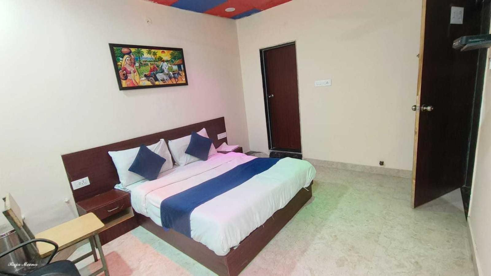 Collection O Hotel Kavya Guest House Джайпур Екстериор снимка